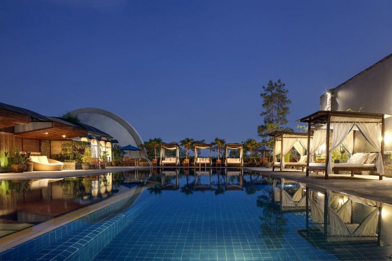 Staycation di Bandung: 7 Rekomendasi Hotel Staycation Bandung Murah