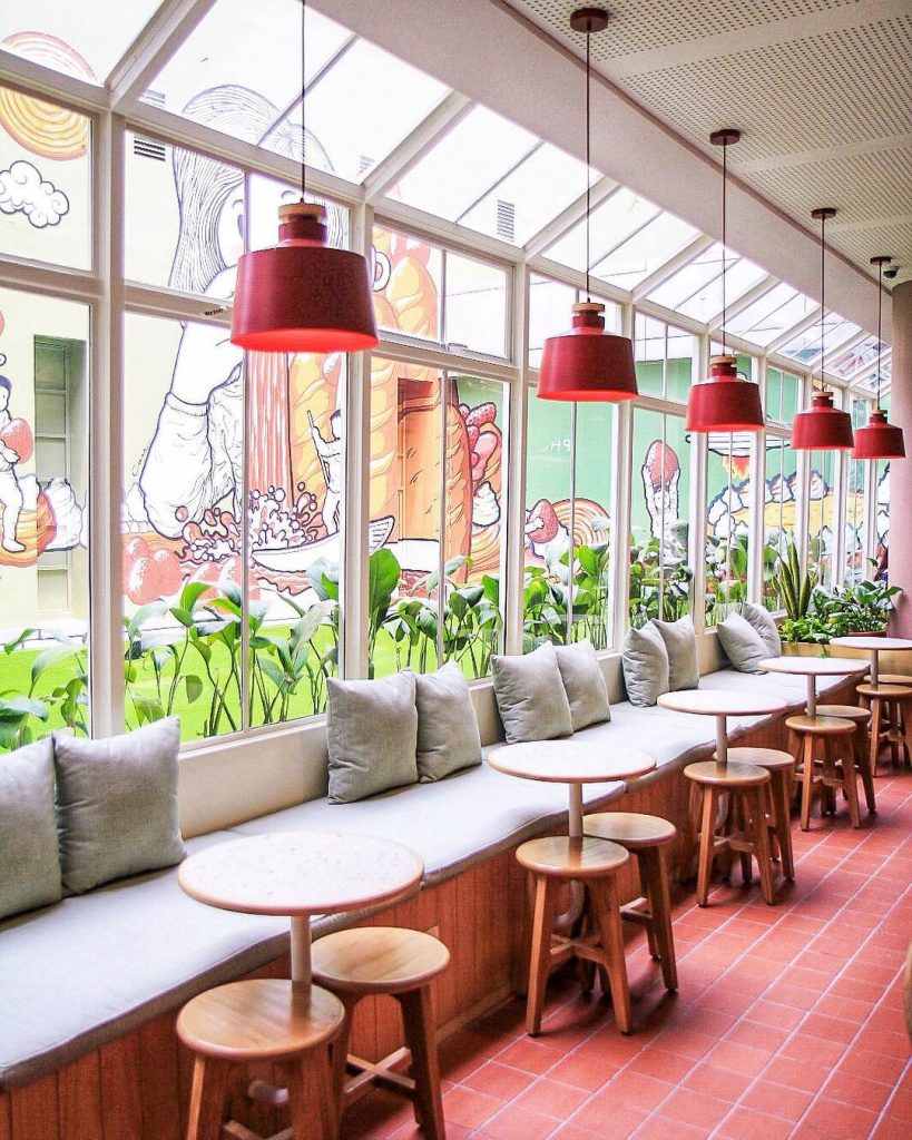 6 Tempat Nongkrong Cozy & Instagramable di Jakarta Barat BookingTogo