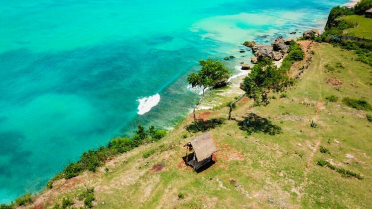 Pantai Cemongkak, Pantai Indah Bak Surga Tersembunyi Yang Ada Di Bali ...