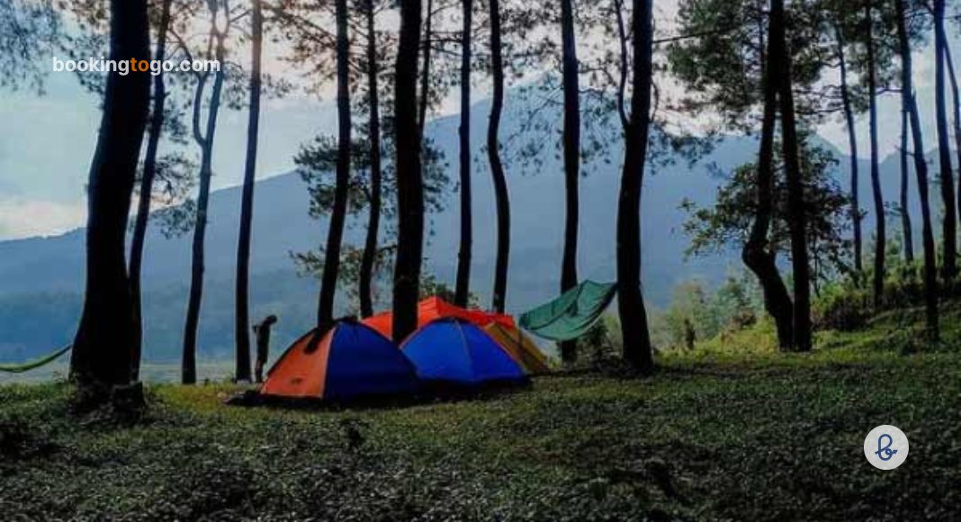 Camping di Lembah Tepus