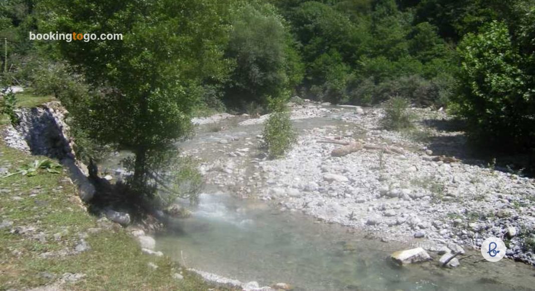 Sungai Terpendek di Dunia Reprua, Georgia