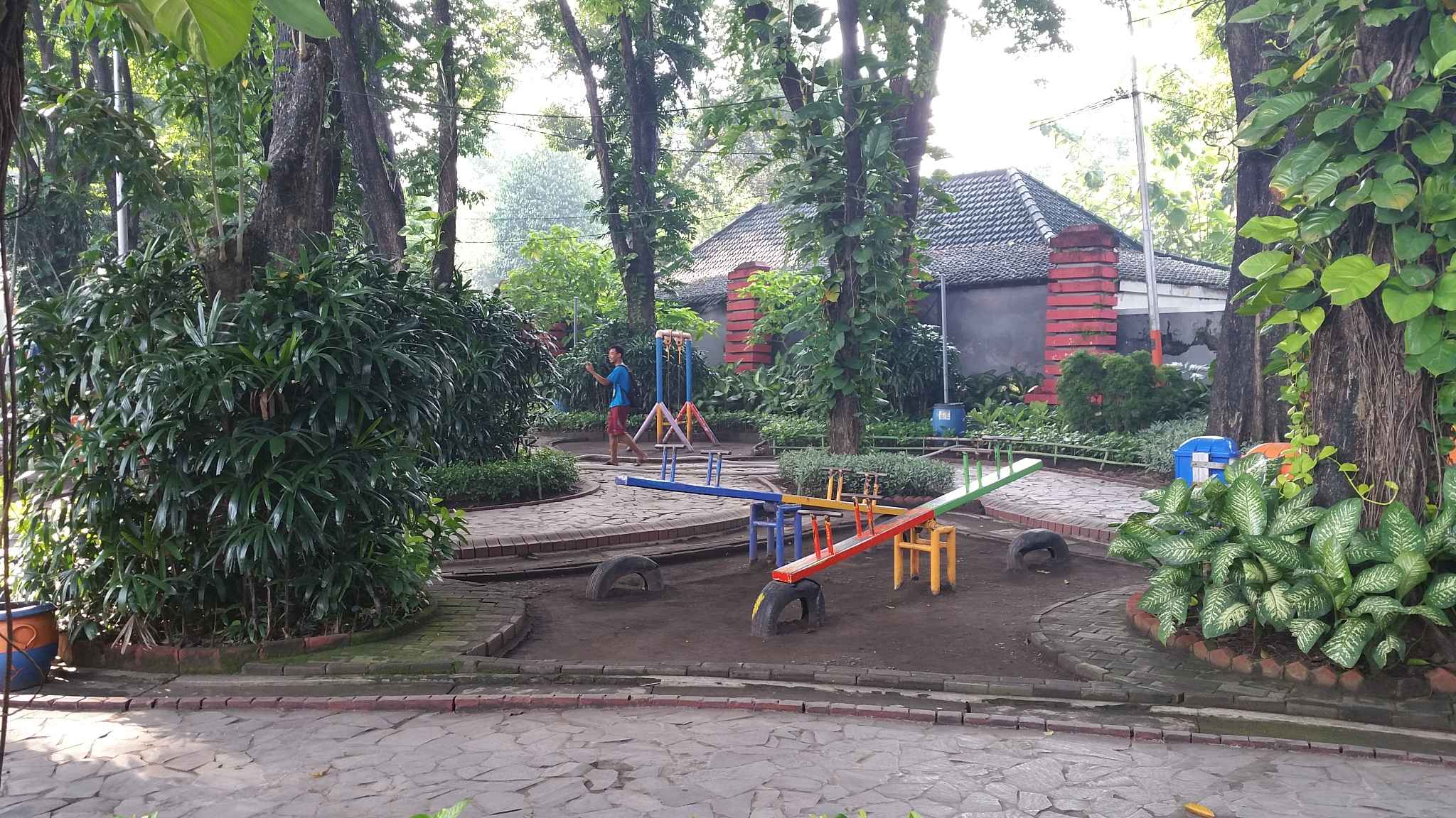 Area Playground taman bungkul