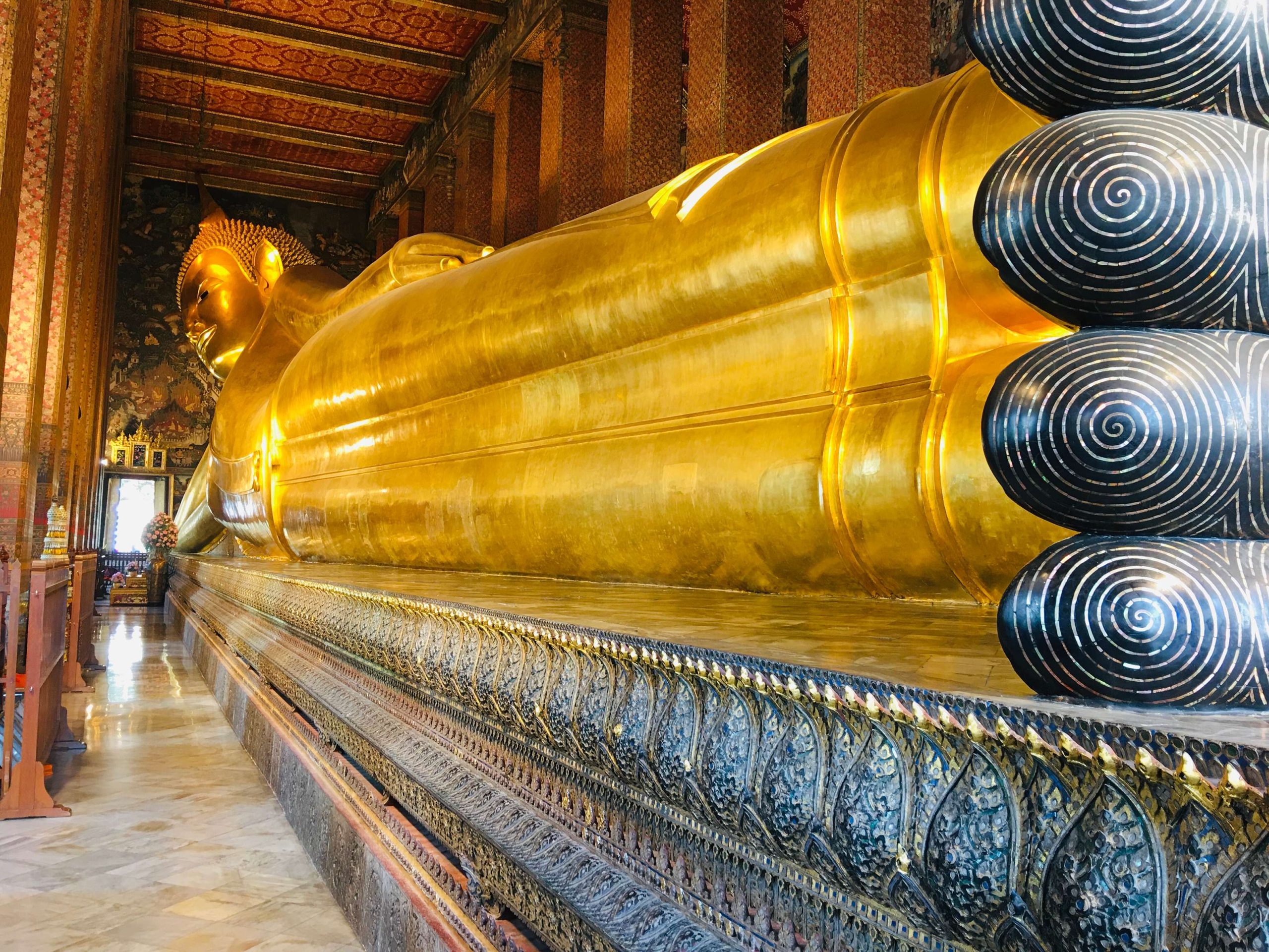 Wat Pho. Kuil Budha Berbaring