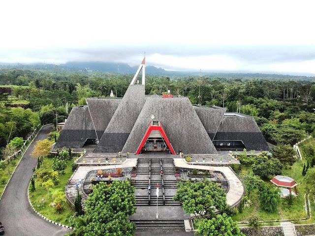  Museum Gunung Merapi